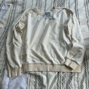 Cozy Cream Sweatshurt